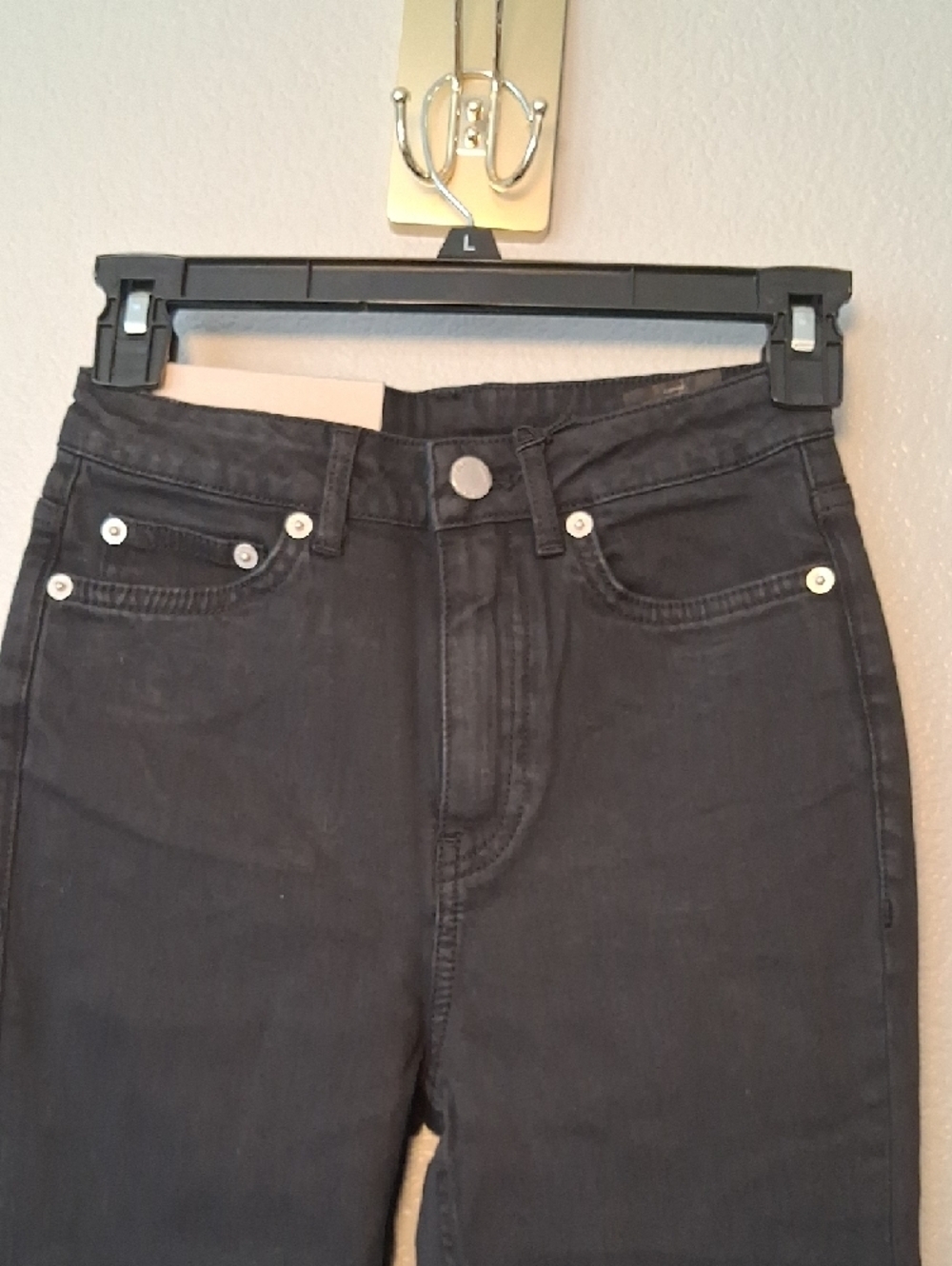 BLK DNM Black Skinny High-Rise Jeans with Ankle Zips - Picture 5 of 9